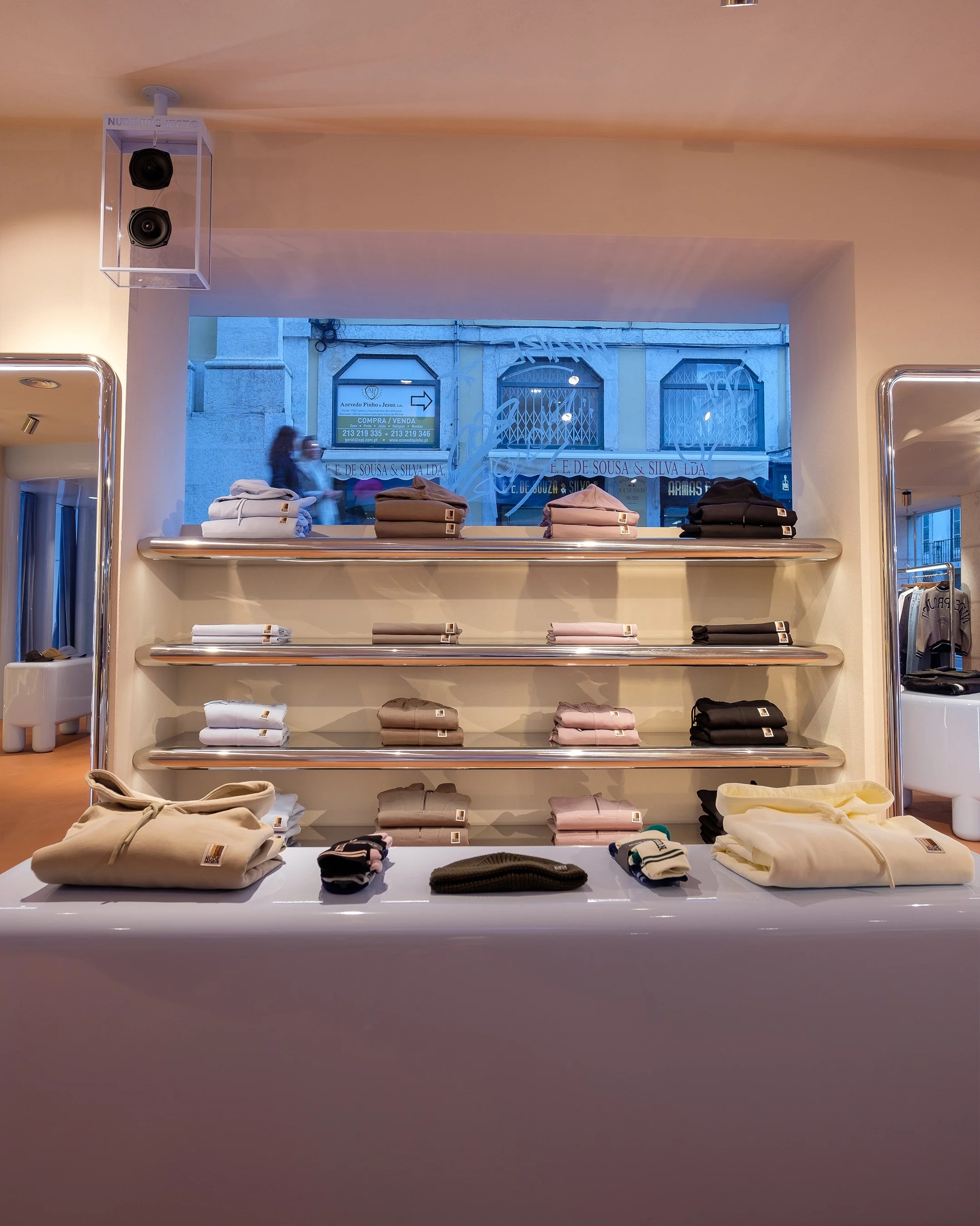 Stores – Nude Project