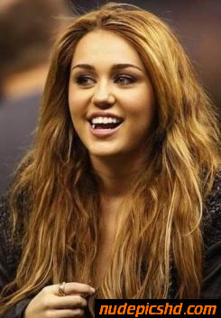 Miley Cyrus Nude Porn Photos | NudePicsHD