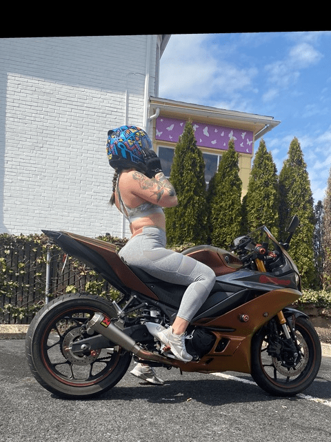 View Lil chicken nug (free_allison) OnlyFans 49 Photos and 32 Videos