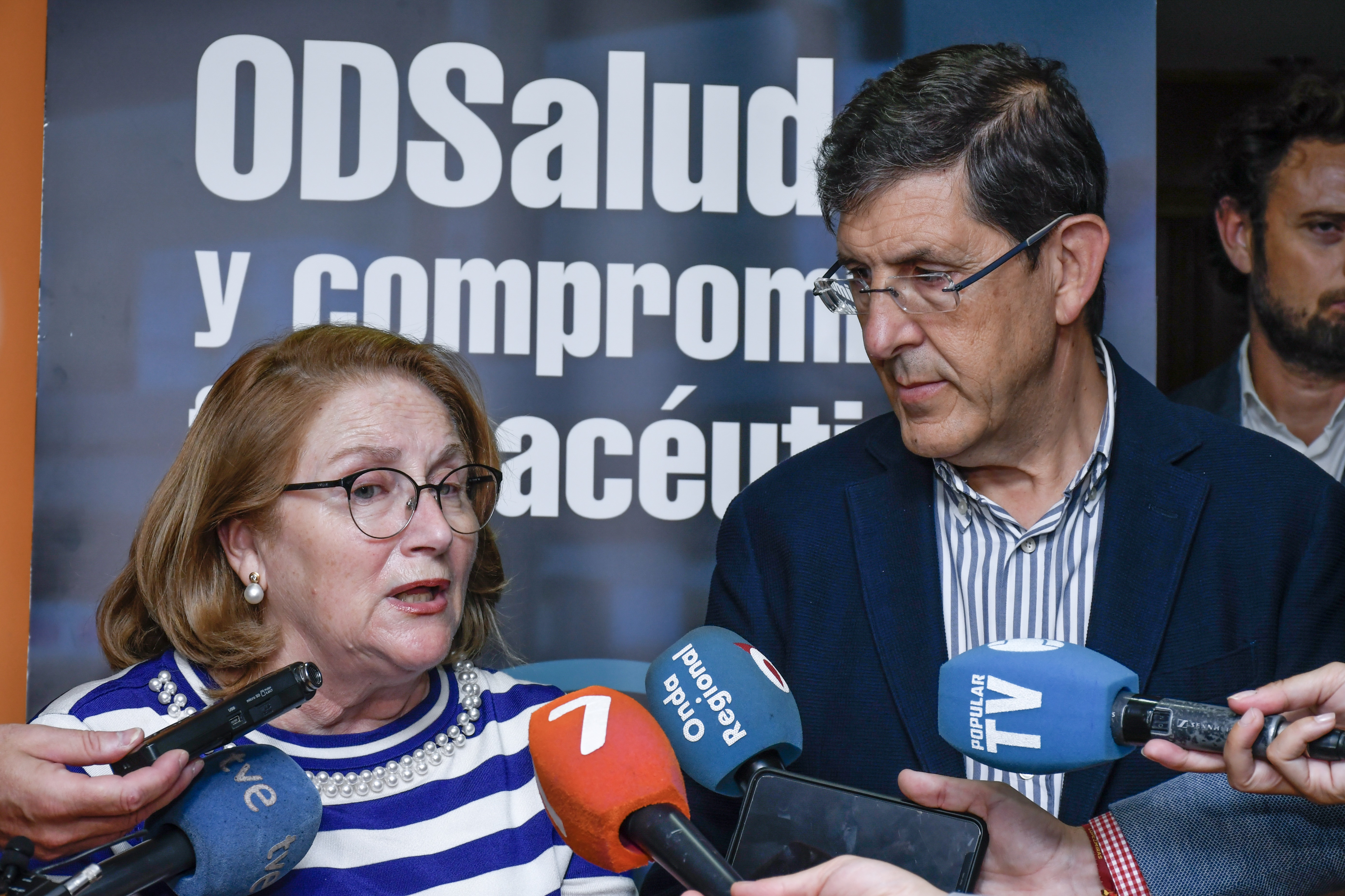 La Comunidad y el Colegio de Farmacéuticos sumarán esfuerzos en la