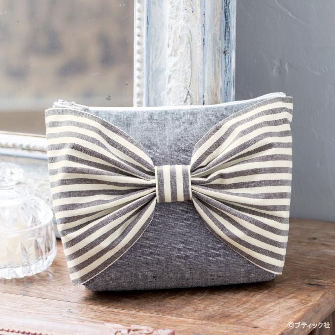 簡単！大人可愛いリボンモチーフのポーチの作り方｜ぬくもり