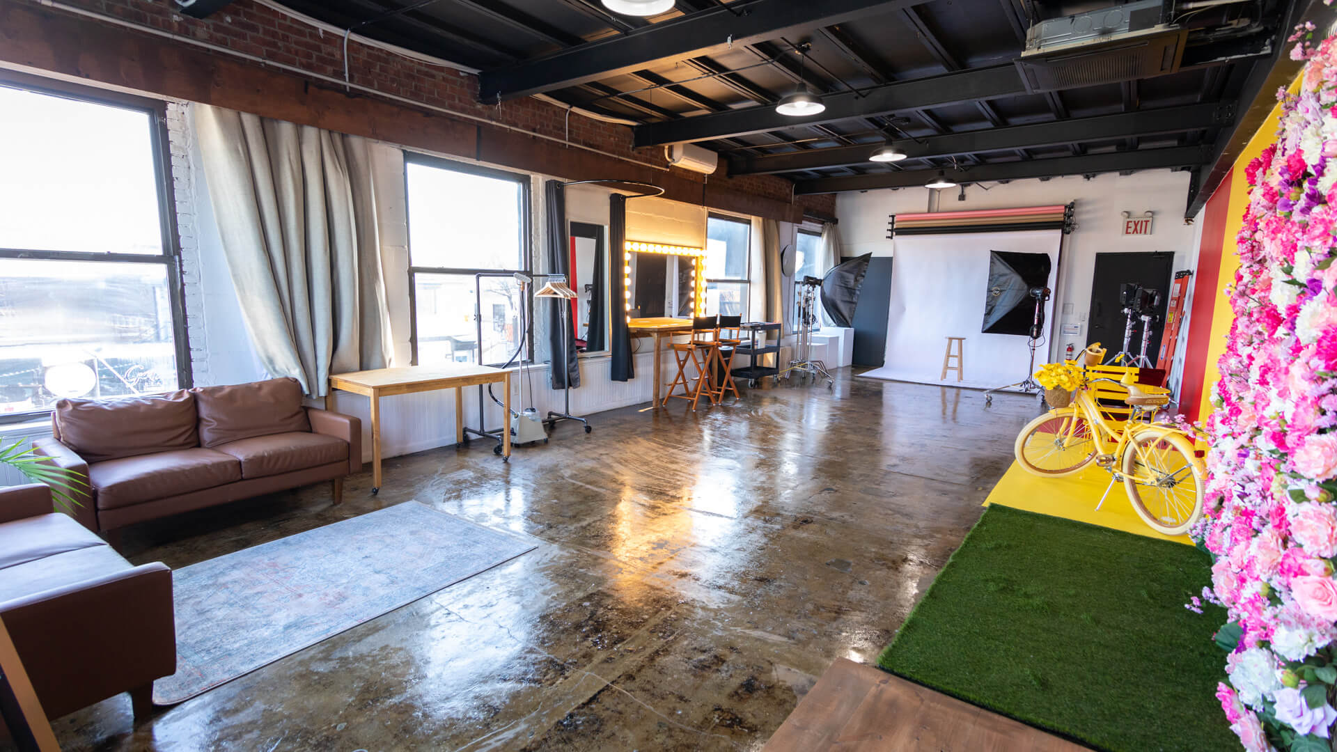 Photo Studio Hourly Rental What You Need to Know dullophob