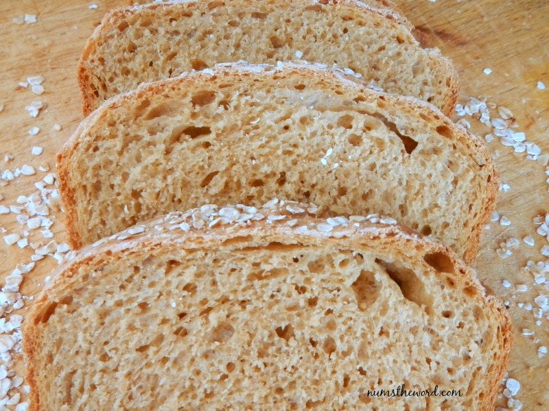 Oatmeal Molasses Bread Num's the Word