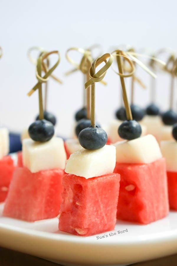 Easy 4th of July Mini Fruit Kabobs {Red, White & Blue!} Num's the Word