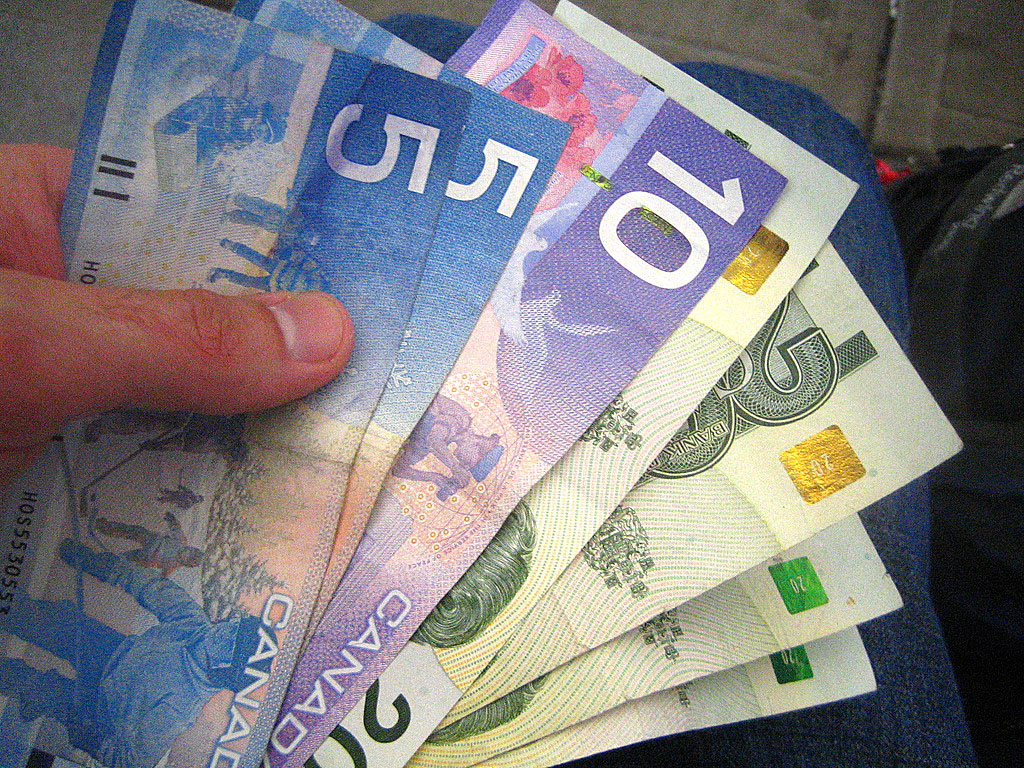 Nunavut government hikes minimum wage to 16 an hour