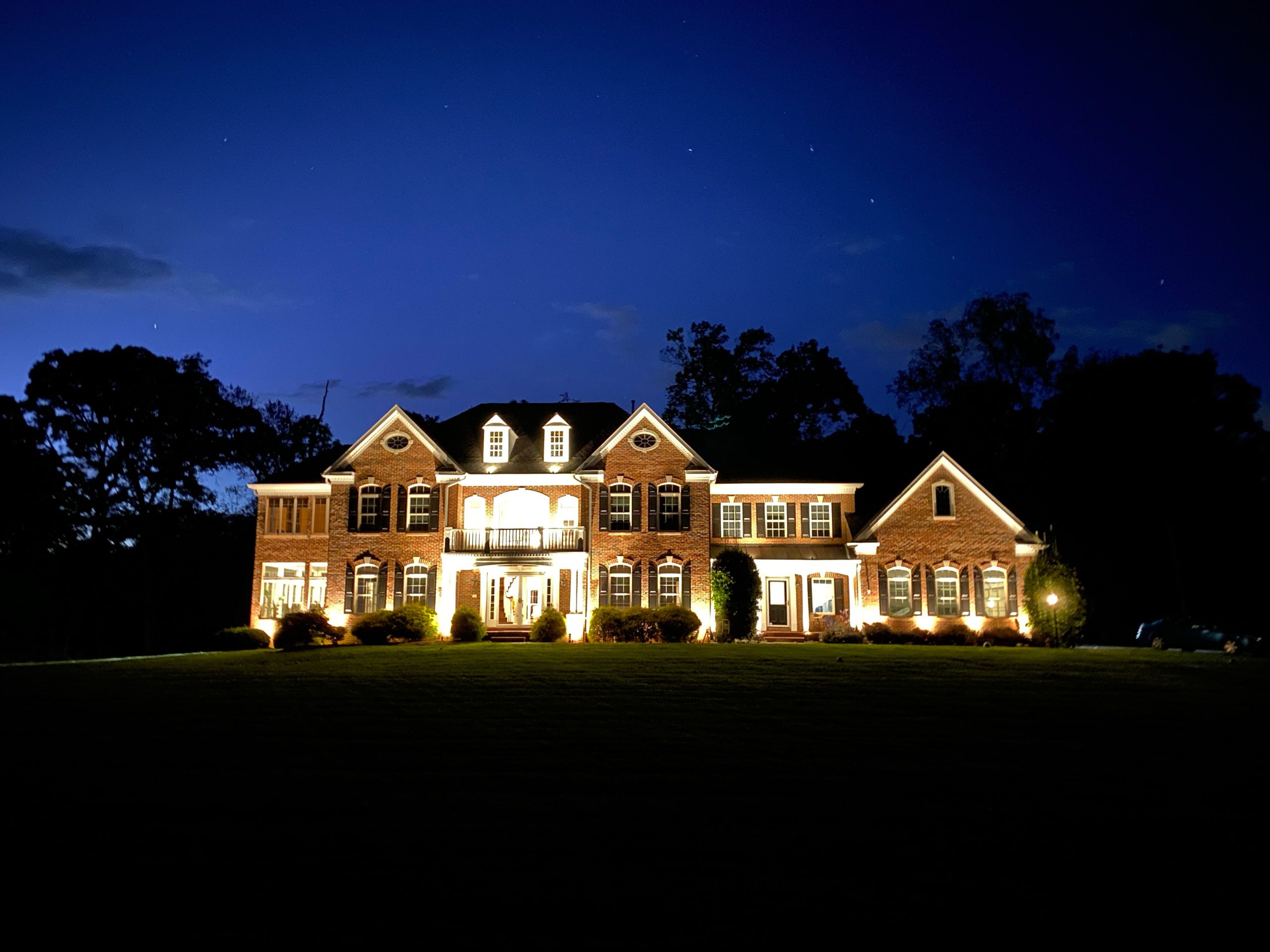 Outdoor Lighting Specialists Over 20 years and 4,000+ clients