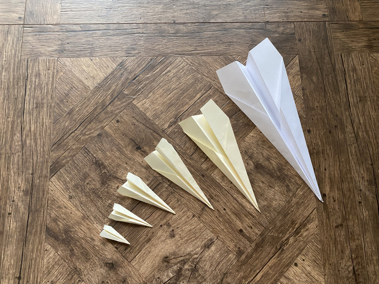 Make Paper Aeroplanes NUSTEM