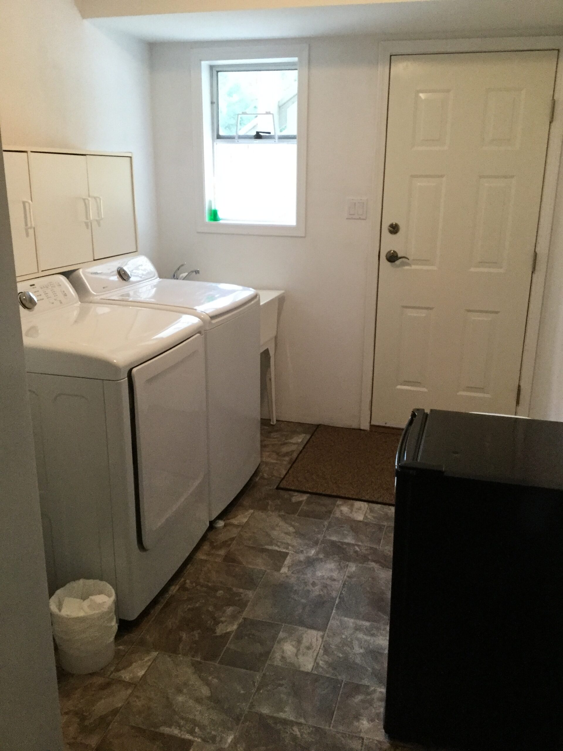 231 Ucona Court Gold River Rentals