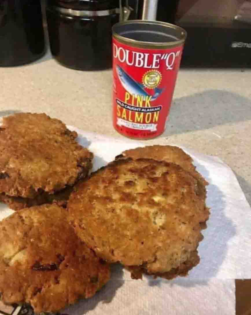 Southern Fried Salmon Patties Nutrition facts