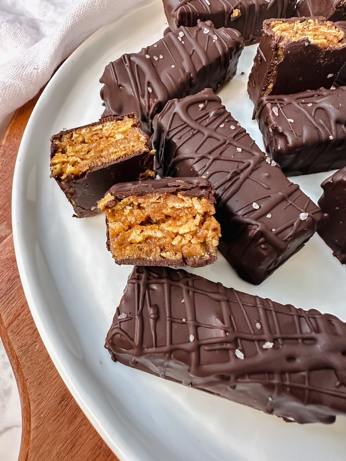 Healthy Homemade Butterfingers (vegan, glutenfree, refined sugar free