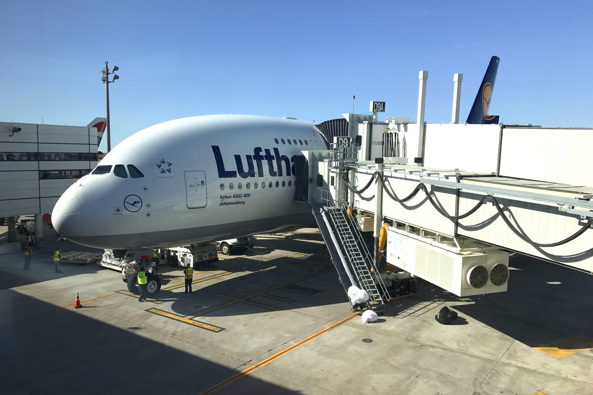 First LongHaul Flight Lufthansa Economy In a Nutshell... or Two