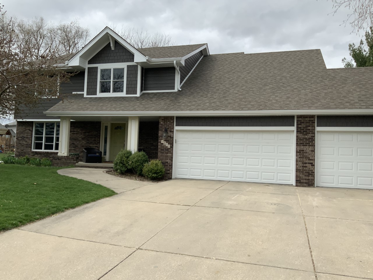 Johnston Iowa home gets a new view with Infinity from Marvin windows