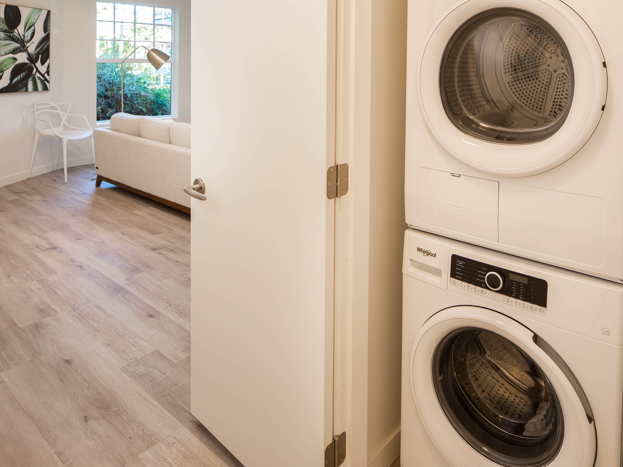 Trelawney Suites Rental Apartments in Oak Bay, Victoria, BC NVision