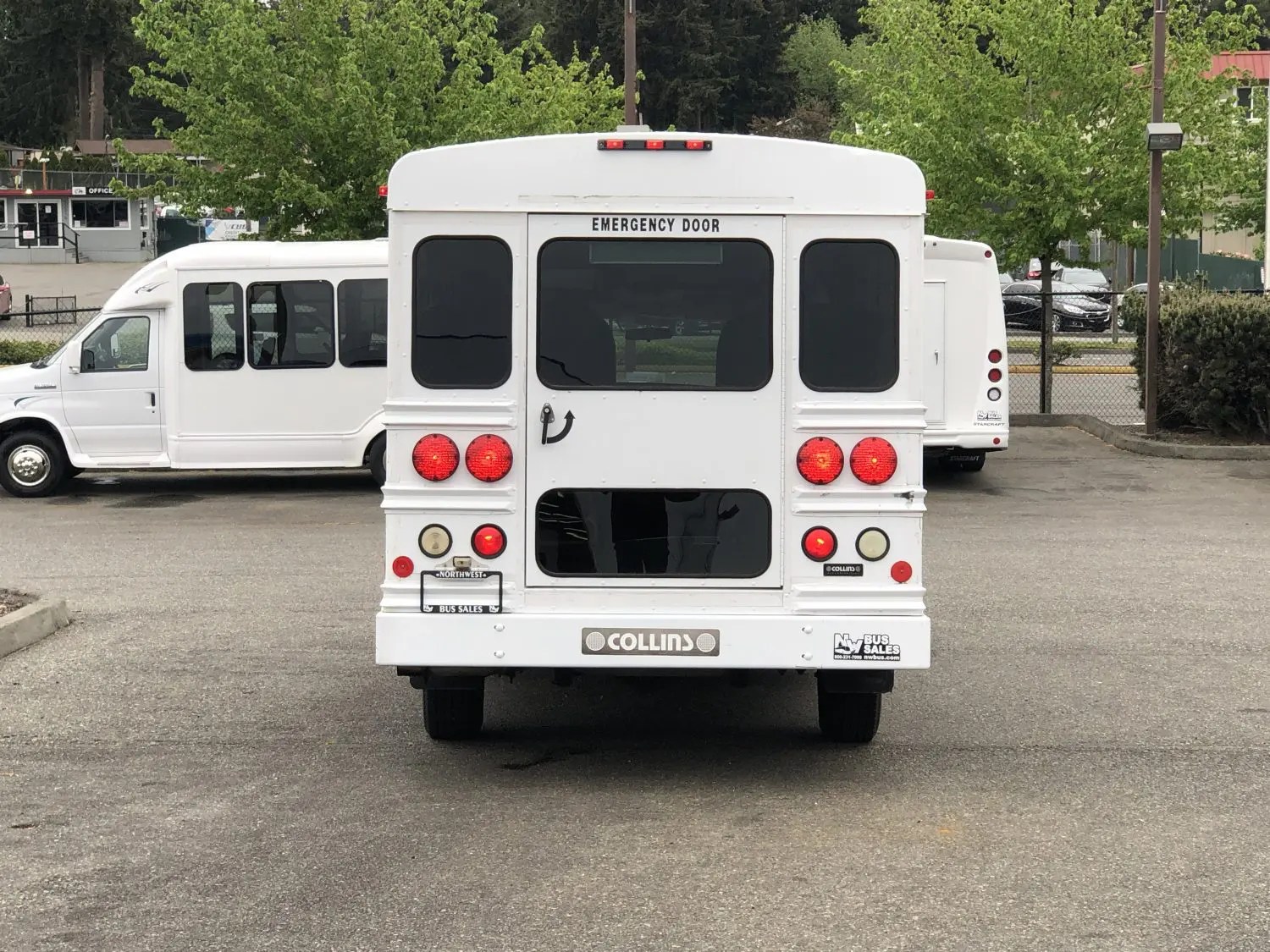 2006 Chevrolet Collins Bantam 9 Passenger MFSAB B55218 Northwest