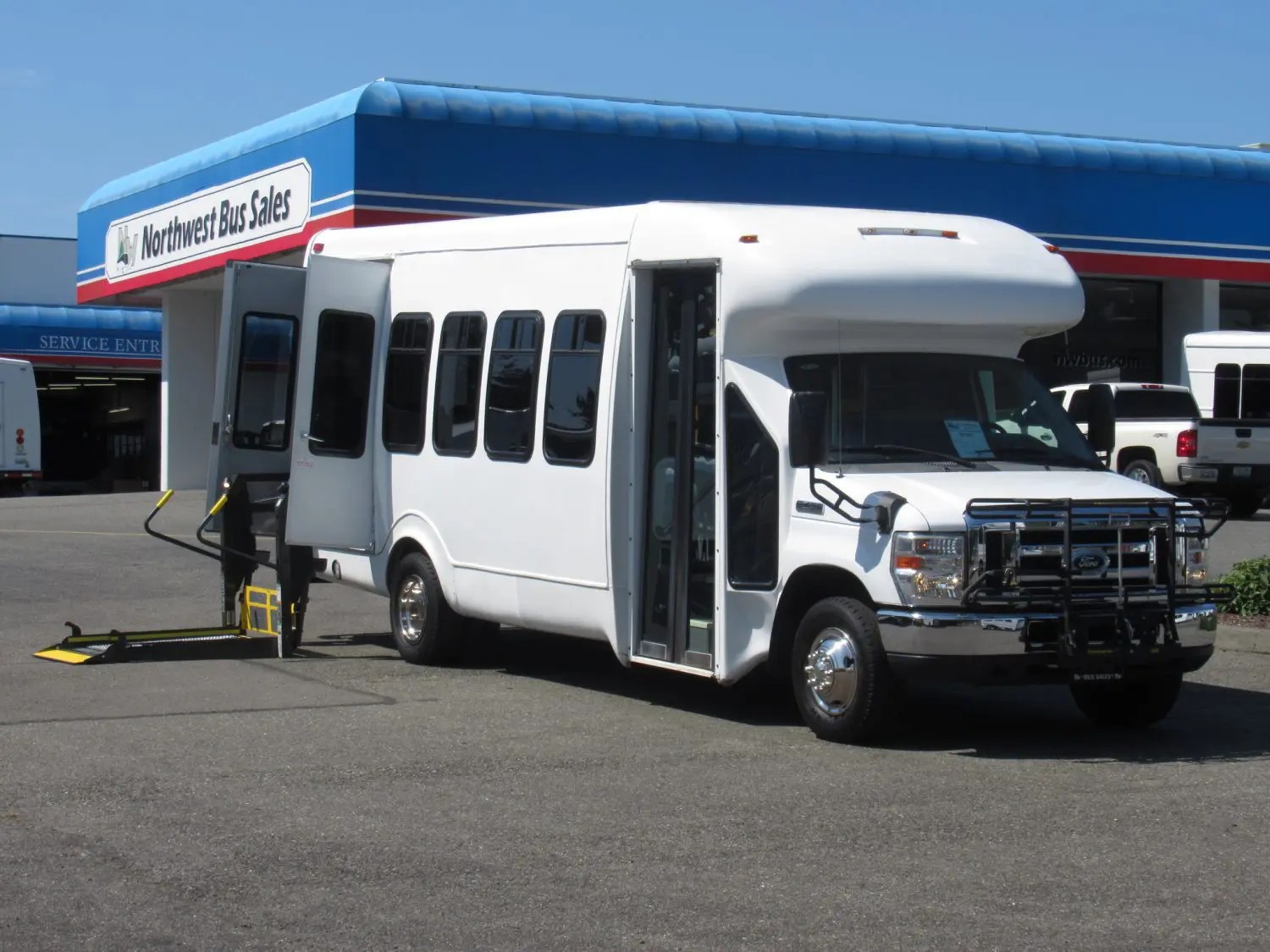 New & Used Shuttle Buses for Sale Church & Wheelchair Northwest Bus