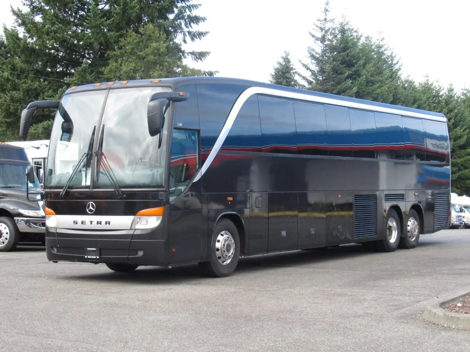 2009 Setra S417 56 Passenger Motorcoach C00717 Northwest Bus Sales, Inc