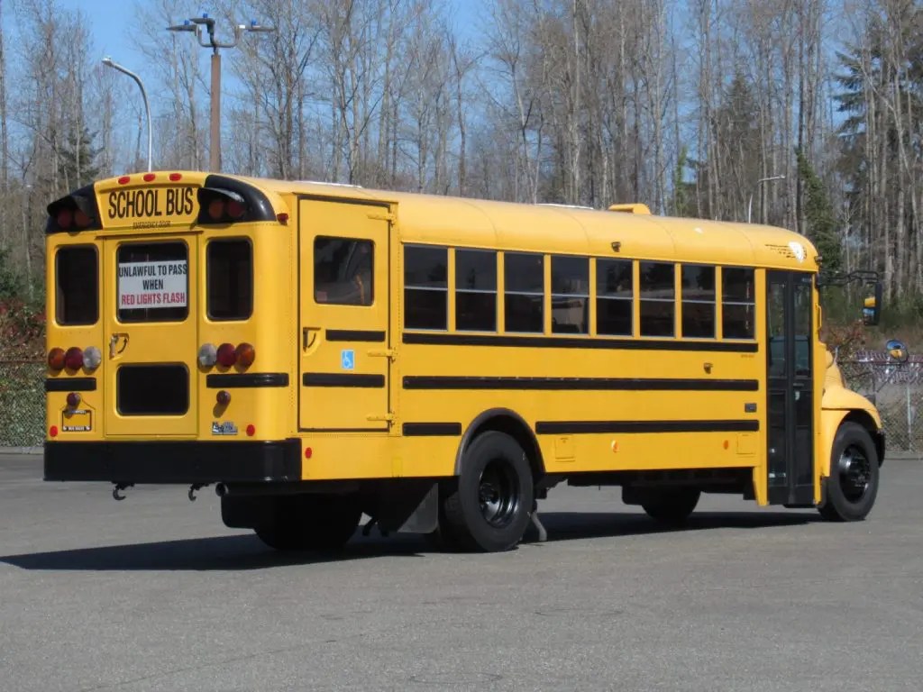 2005 IC CE200 22+2 ADA School Bus B87798 Northwest Bus Sales, Inc
