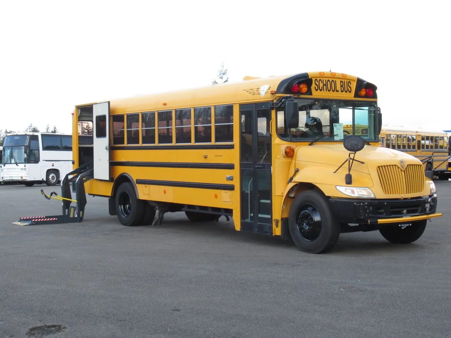 2005 IC CE200 18+3 ADA School Bus B87799 Northwest Bus Sales, Inc