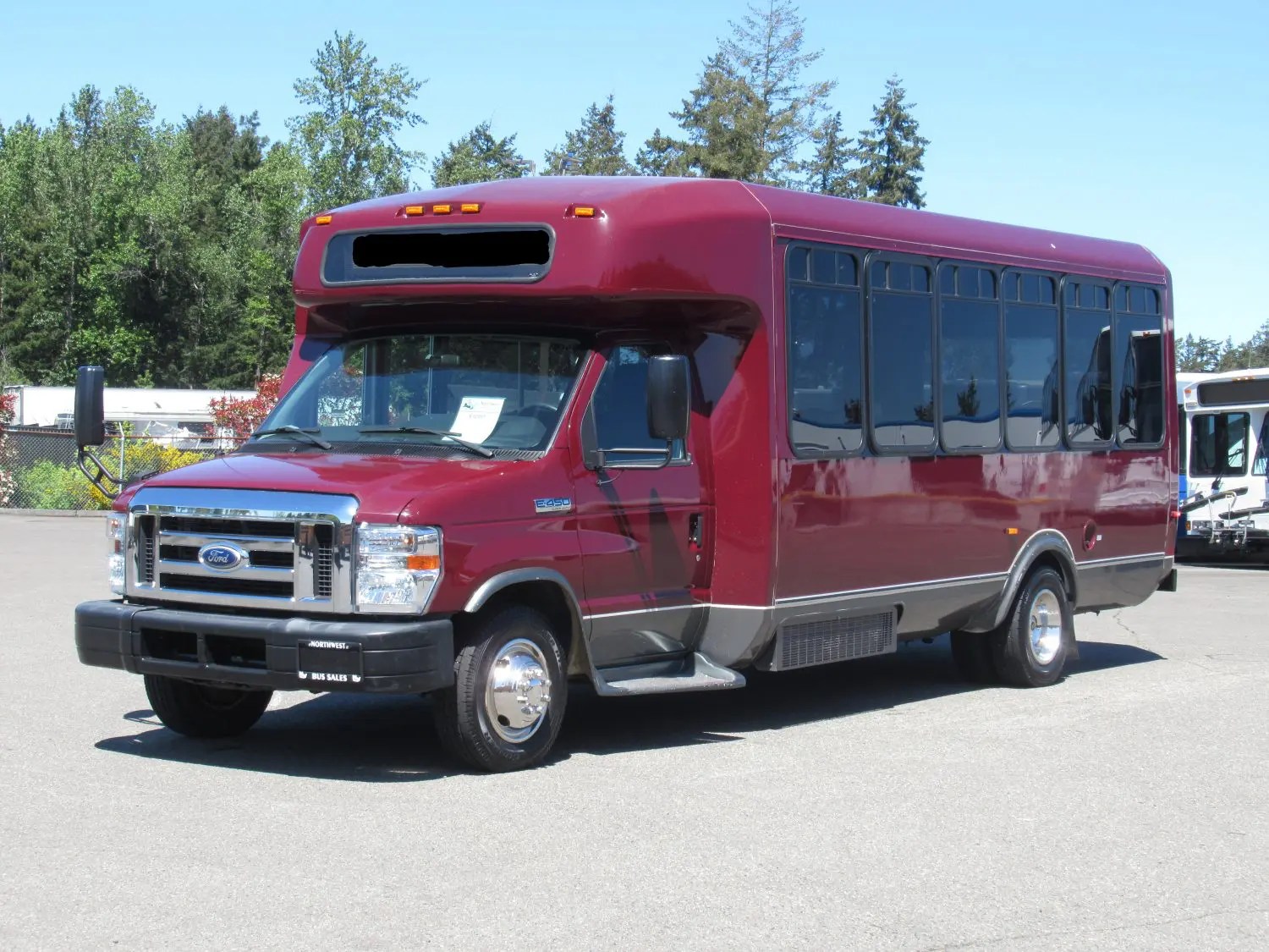 2016 Ford Eldorado Aerotech 19 Passenger Shuttle Bus S12397