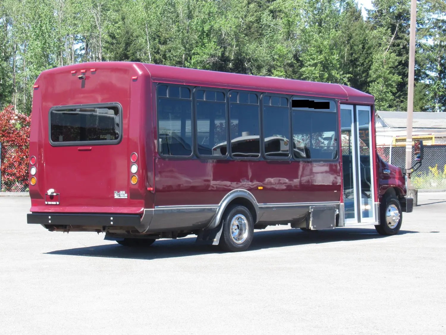 2016 Ford Eldorado Aerotech 19 Passenger Shuttle Bus S12397