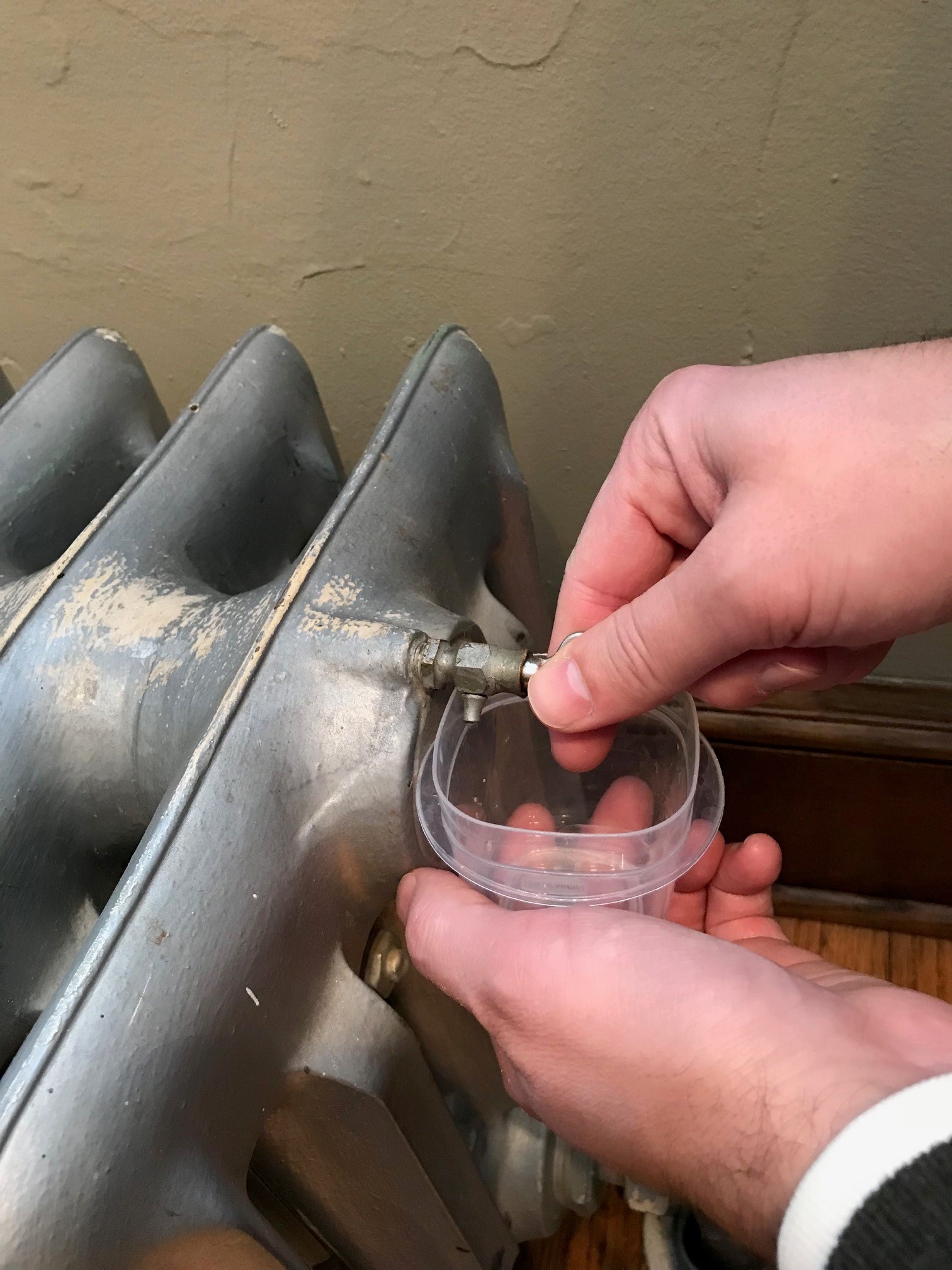 Air Bleeder Valve Hot Water Heating Hot Water Radiator Air Bleed Vent