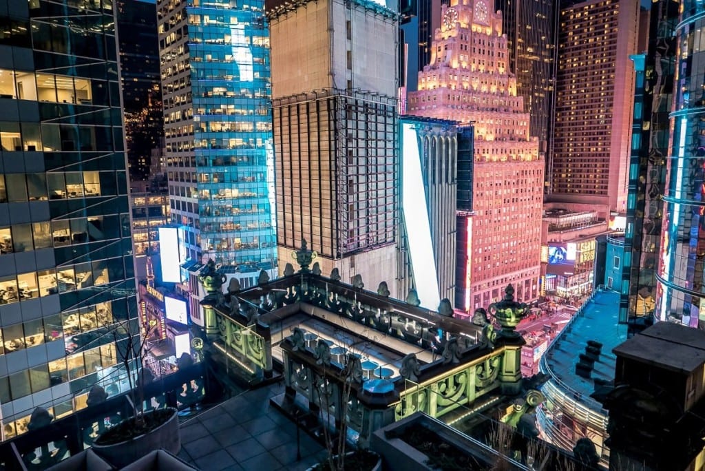 10 rooftops próximos a Times Square para conhecer em Nova York Ny & About