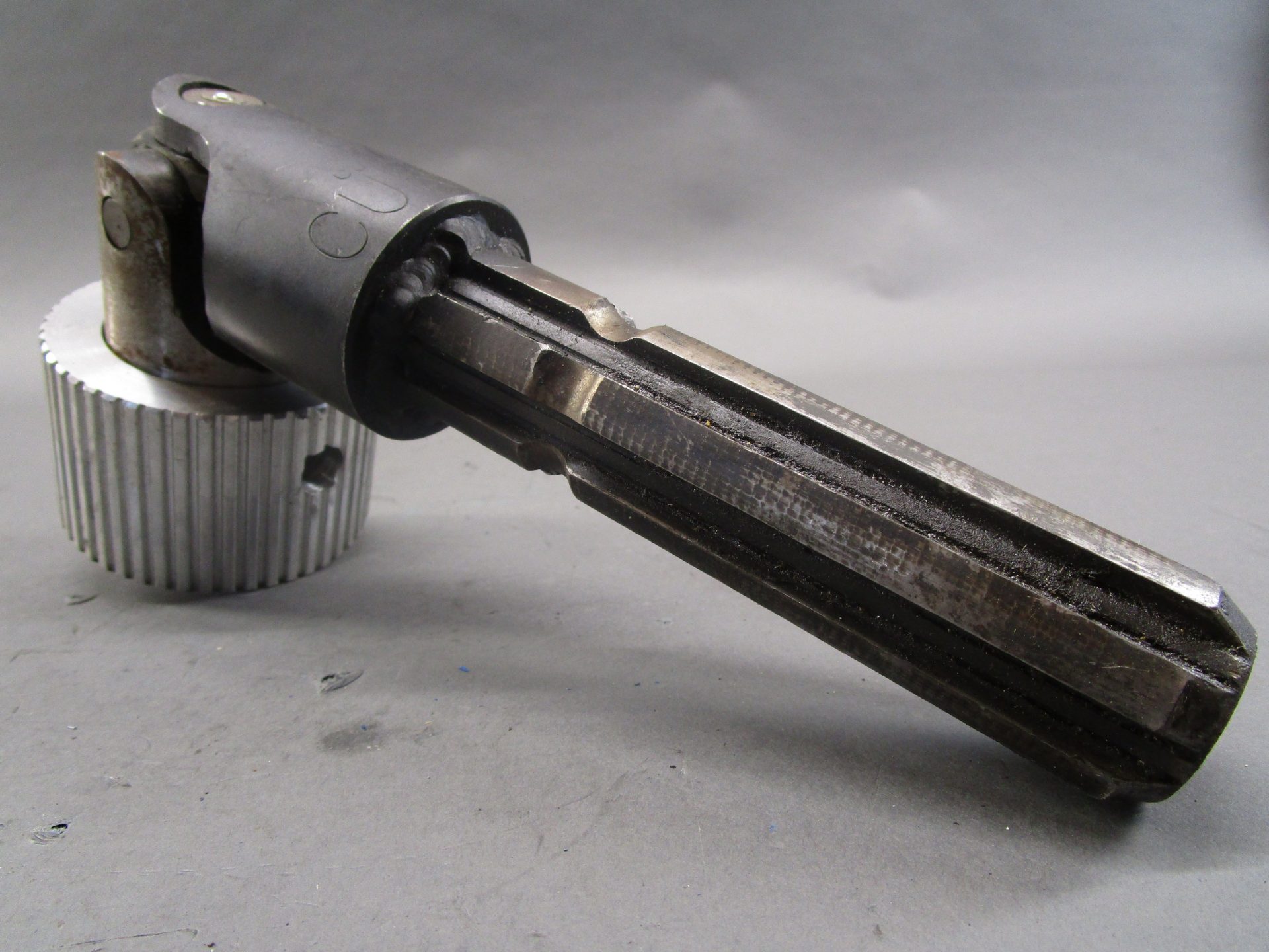 Curtis Universal CJ652B Joint Shaft 51/4″ x 11/4″ w/ Attachment GPM