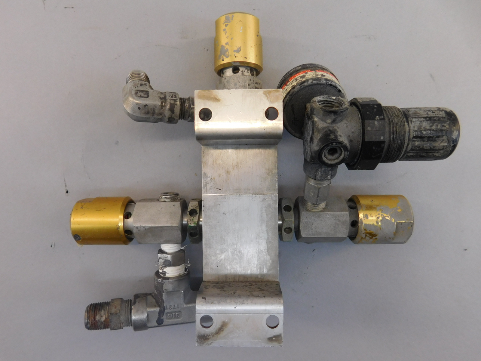 ITW Ransburg CCV403SS Color Change Valve Stack for Primer and Water