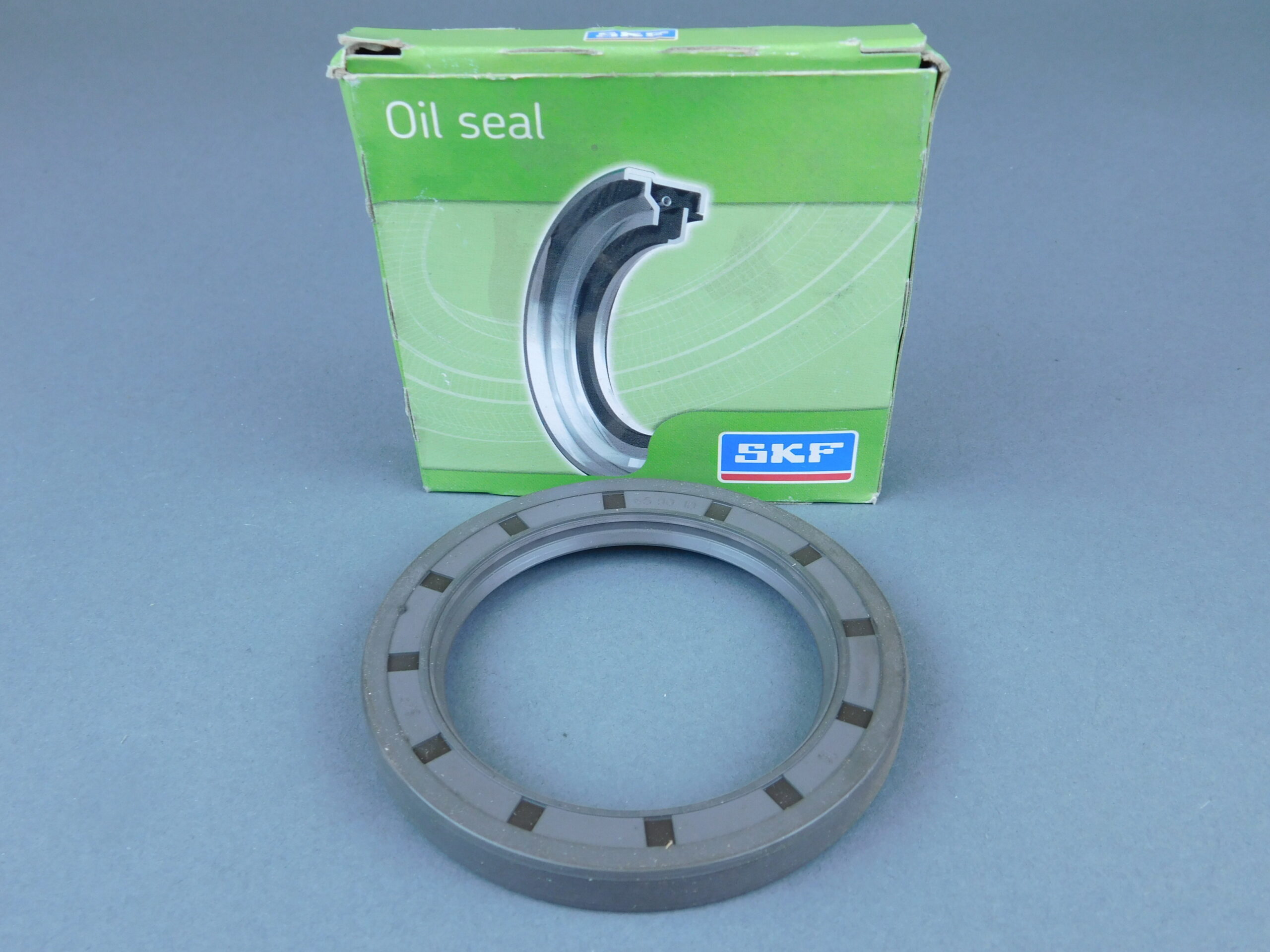 SKF 692615 2.5″ Oil Seal GPM Surplus