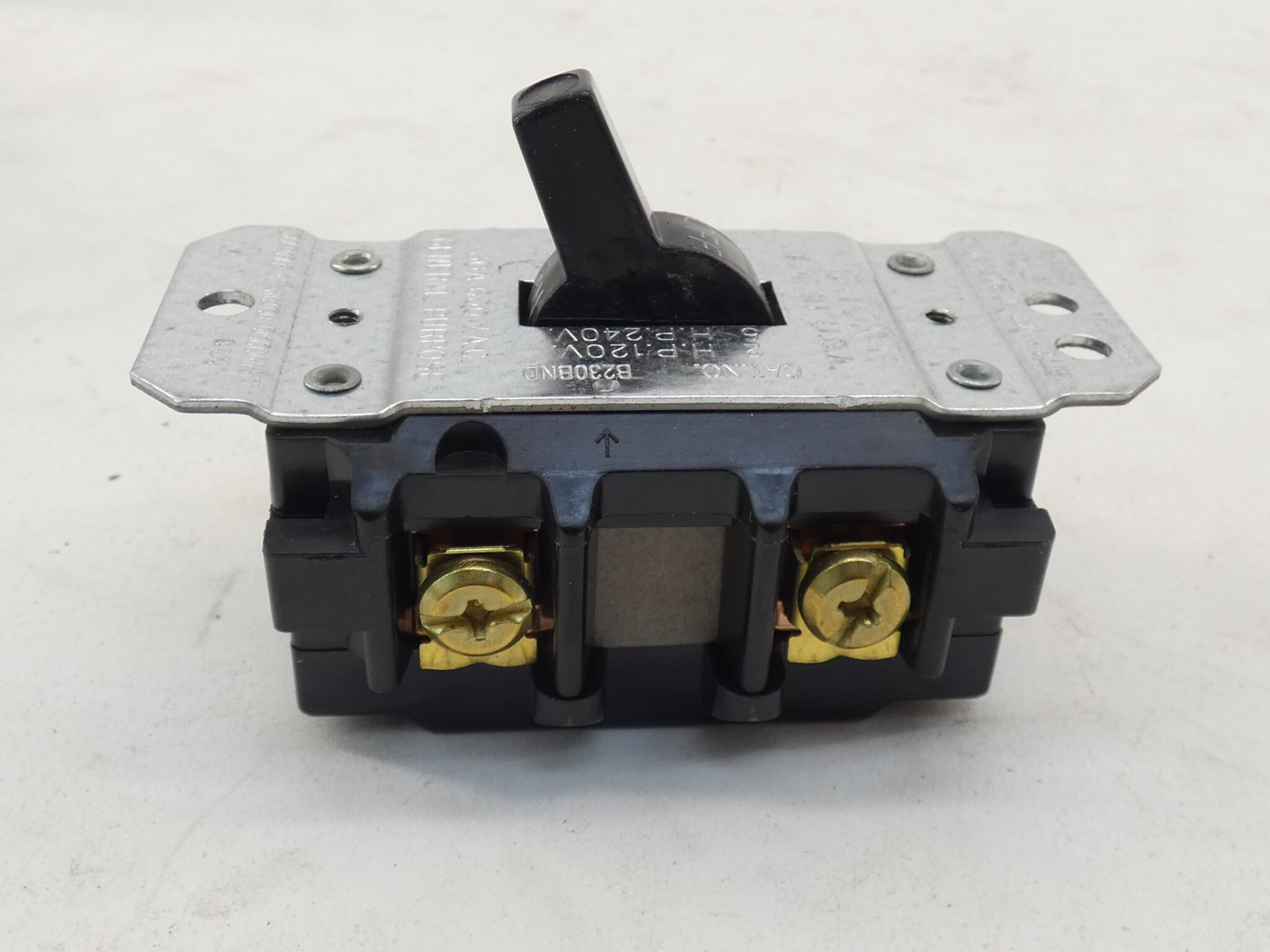 Eaton B230BGD Enclosed Manual Motor Starter Switch 2P 1PH 30A GPM Surplus