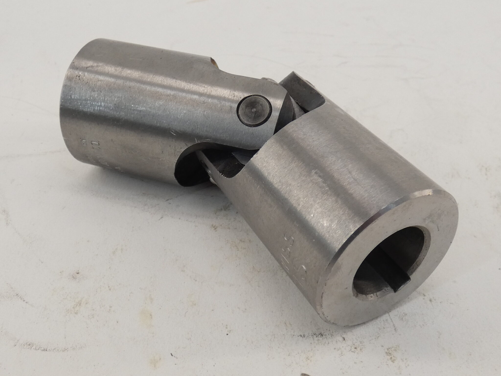 Curtis Universal Joint CJ650BKW1SS Single Joint, 3/4″ Bore GPM Surplus