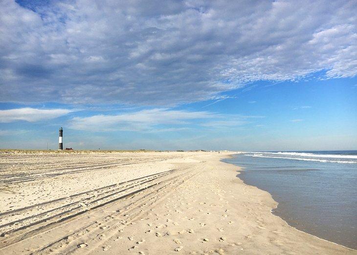 12 TopRated Beaches in New York City & Surrounding Area