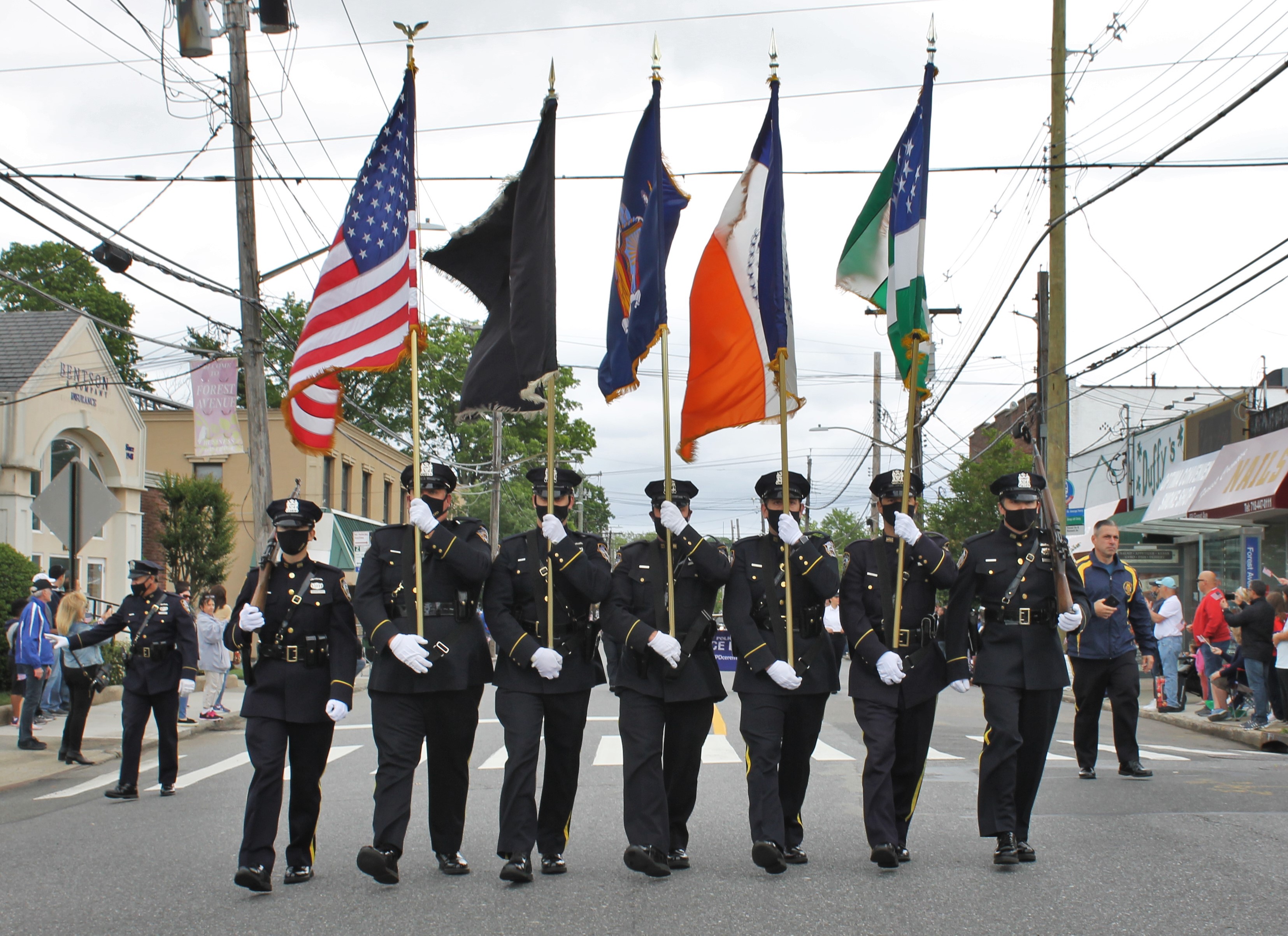Memorial Day Parade in Staten Island Brings Back Signs of Life NYC