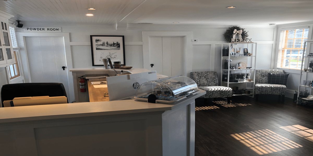 9 & 11 Singer Lane, Smithtown, NY 11787 New York Commercial Real Estate