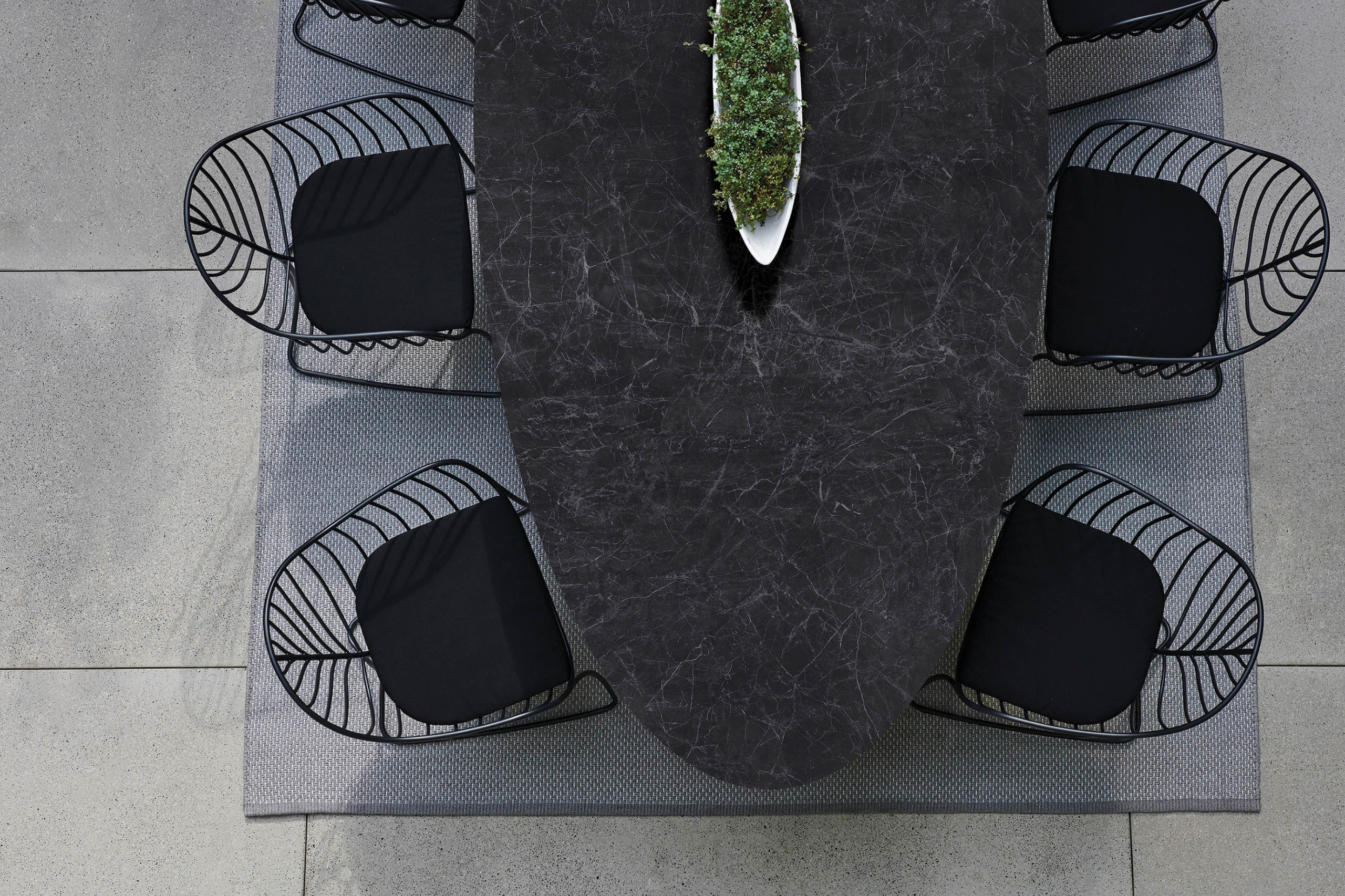 ROYAL BOTANIA, BELGIAN OUTDOOR LUXURY FURNITURE NYDC