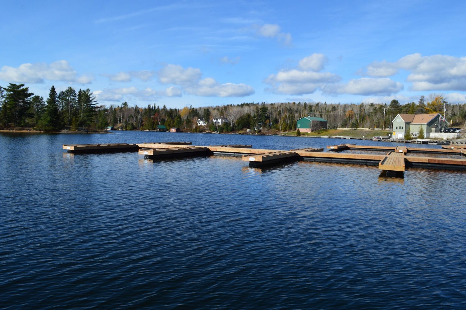 Temagami, Ontario NyDock Floating Docks & Pontoons PipeFusion in