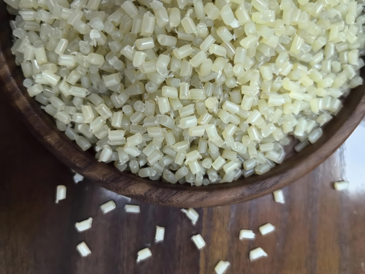 Engineering Plastic Material And Commodity Plastic Difference