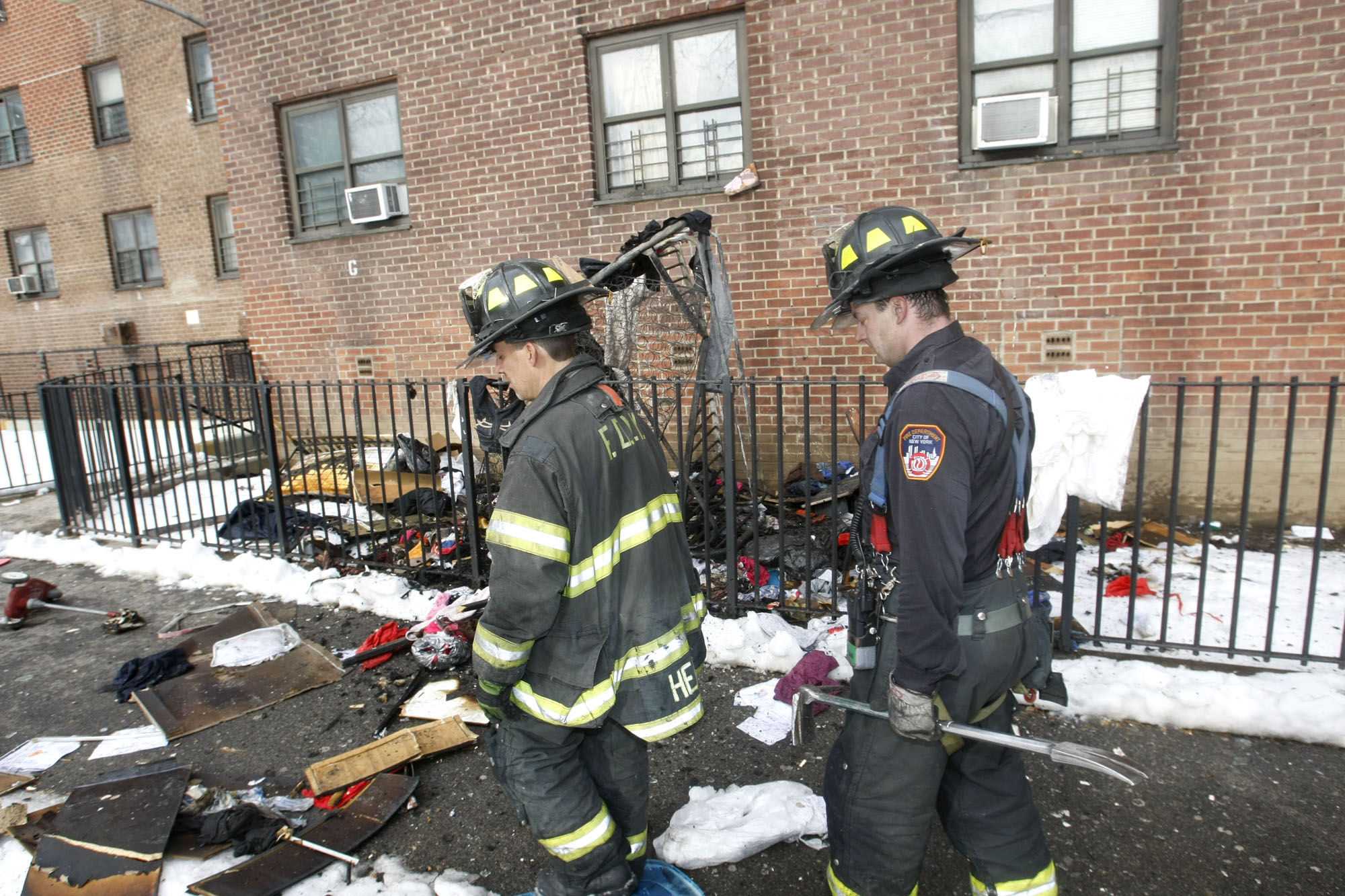 7 injured in Bronx fire
