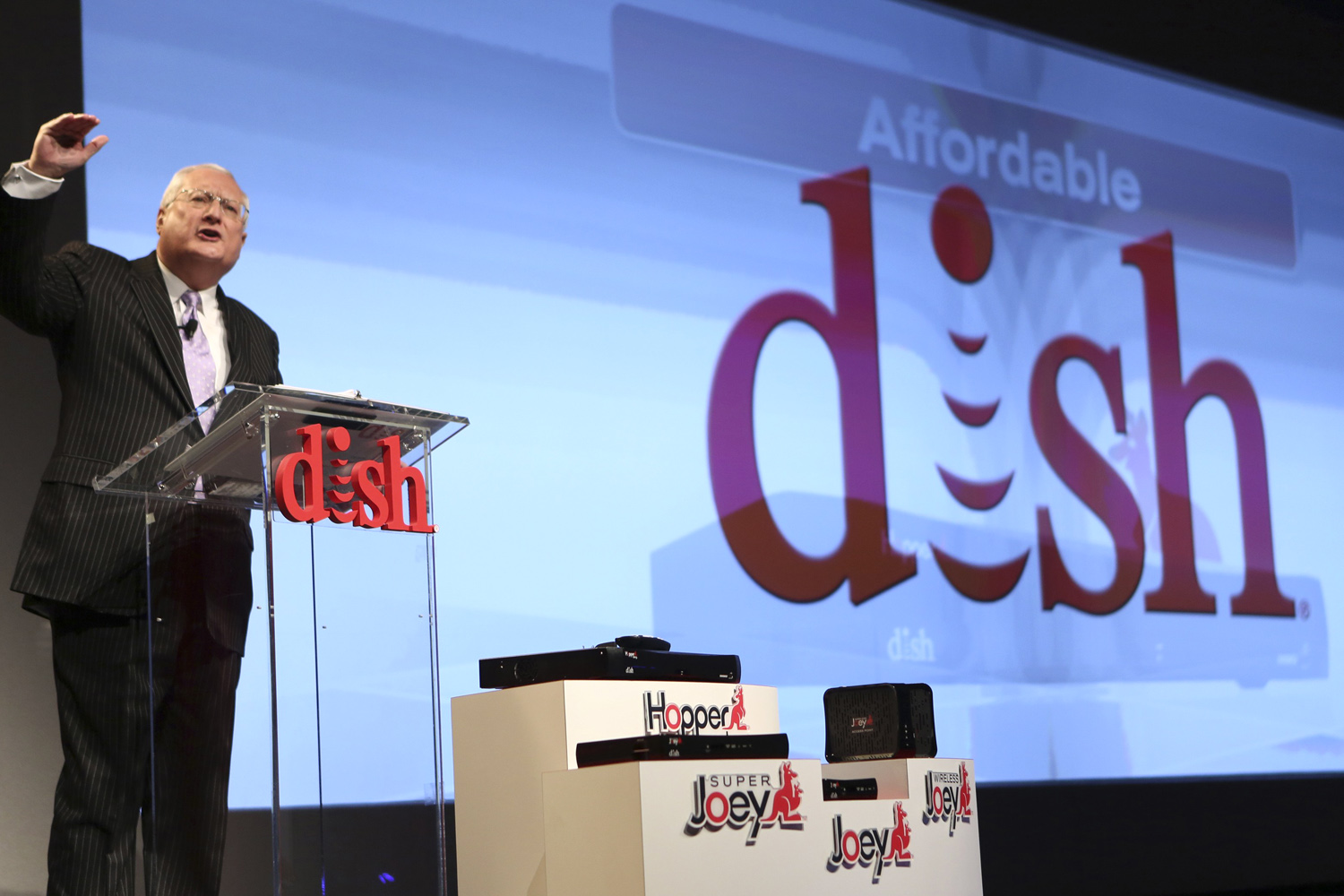 Dish makes advances on DirecTV