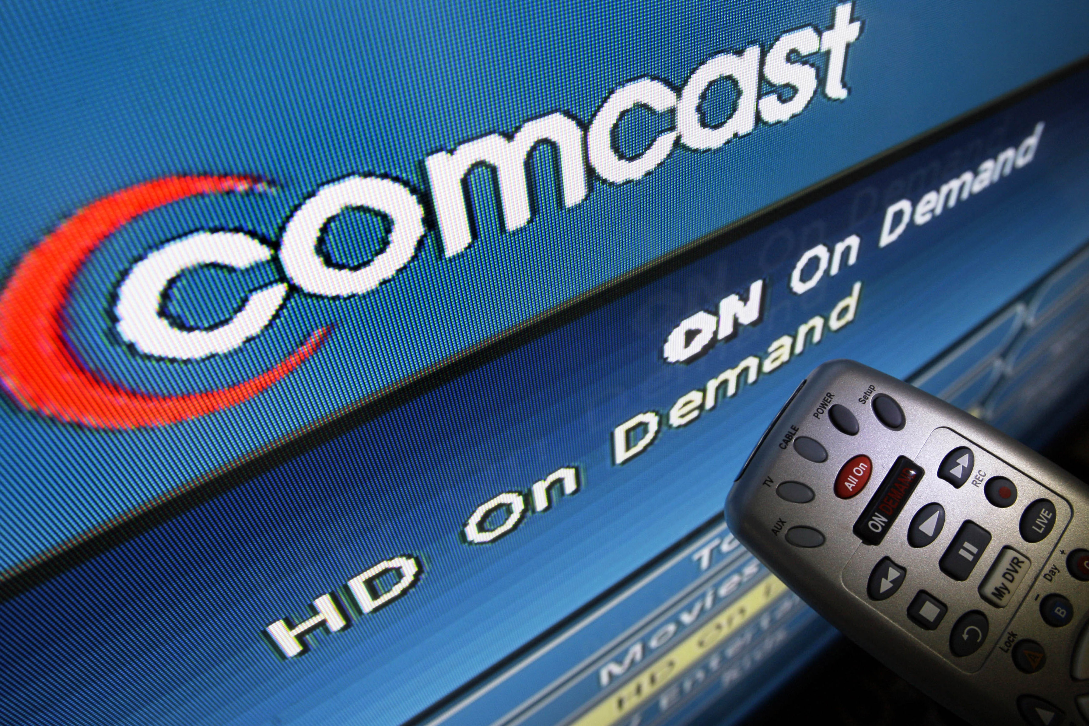 Comcast talks spinoff with Time Warner Cable execs