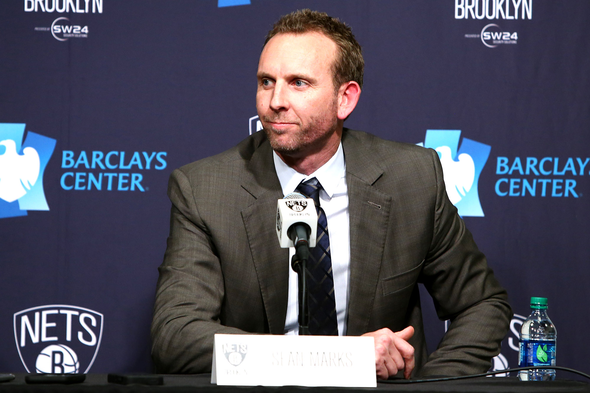 Нэтс ирээдүйн хөрөнгө оруулалтад цалин нэмэх боломж хайсаар байна