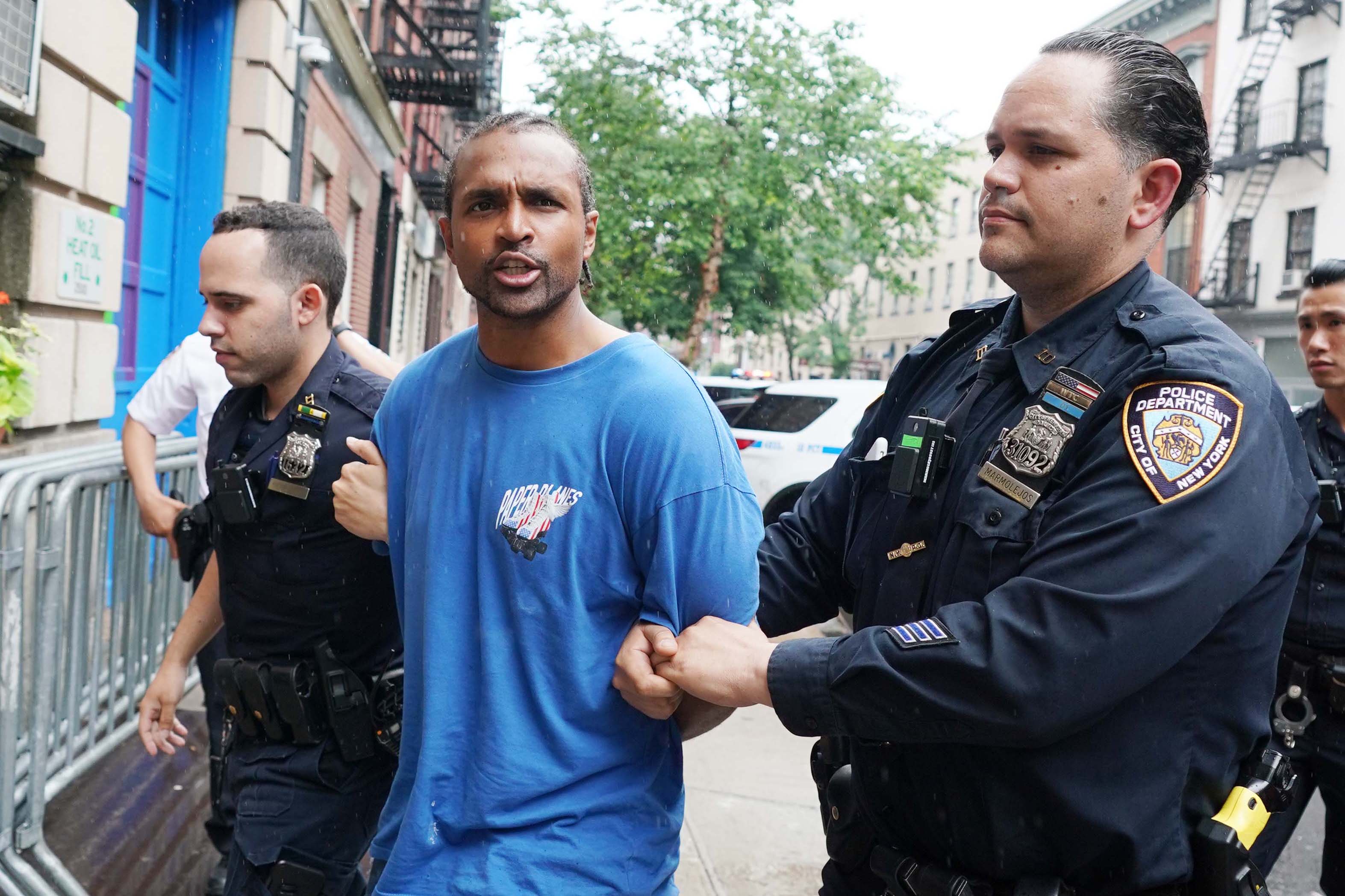 Cops use tracking device to bust Manhattan bank robber