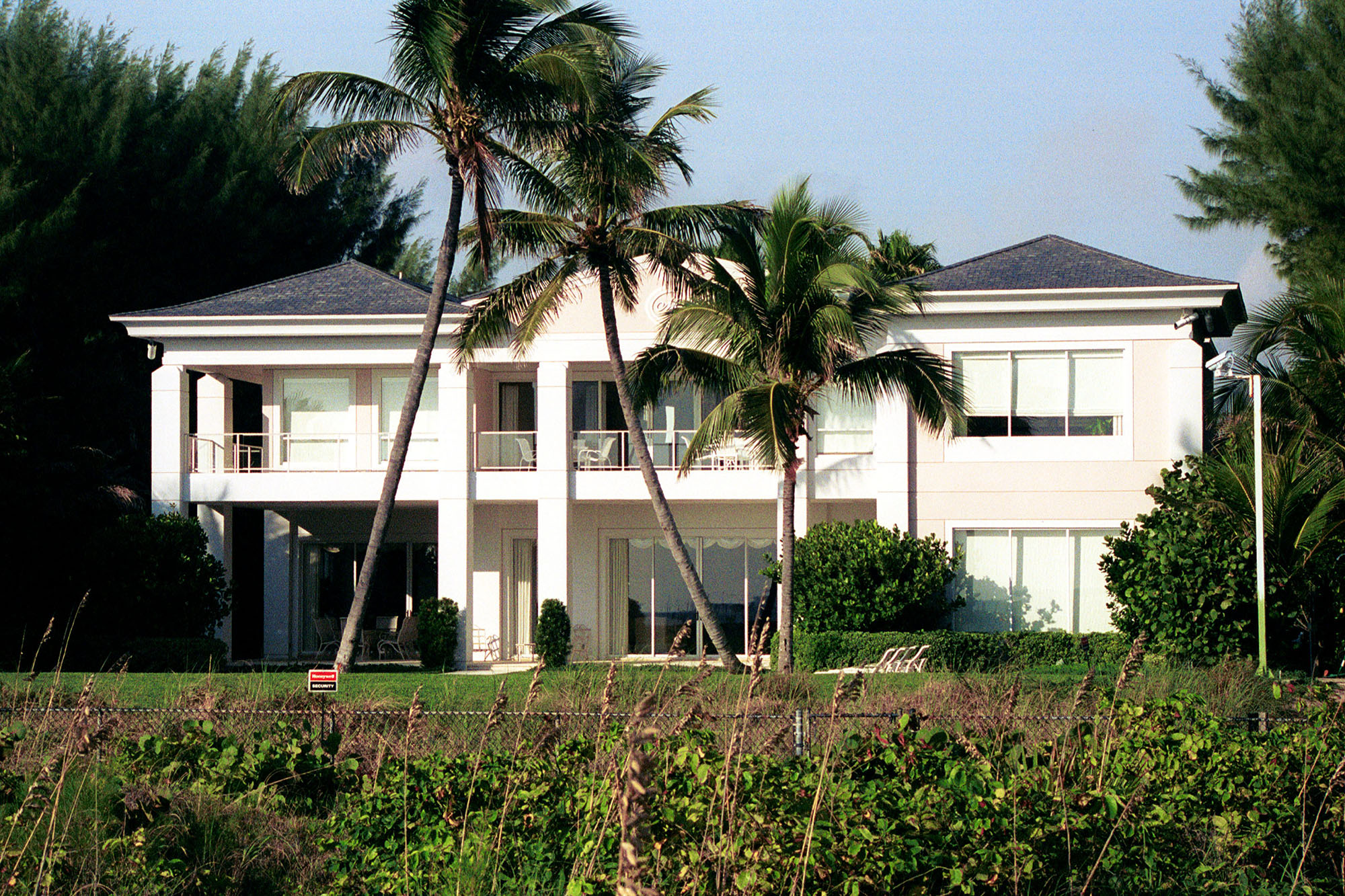 Rush Limbaugh’s wife sells his longtime Palm Beach home for record 155M