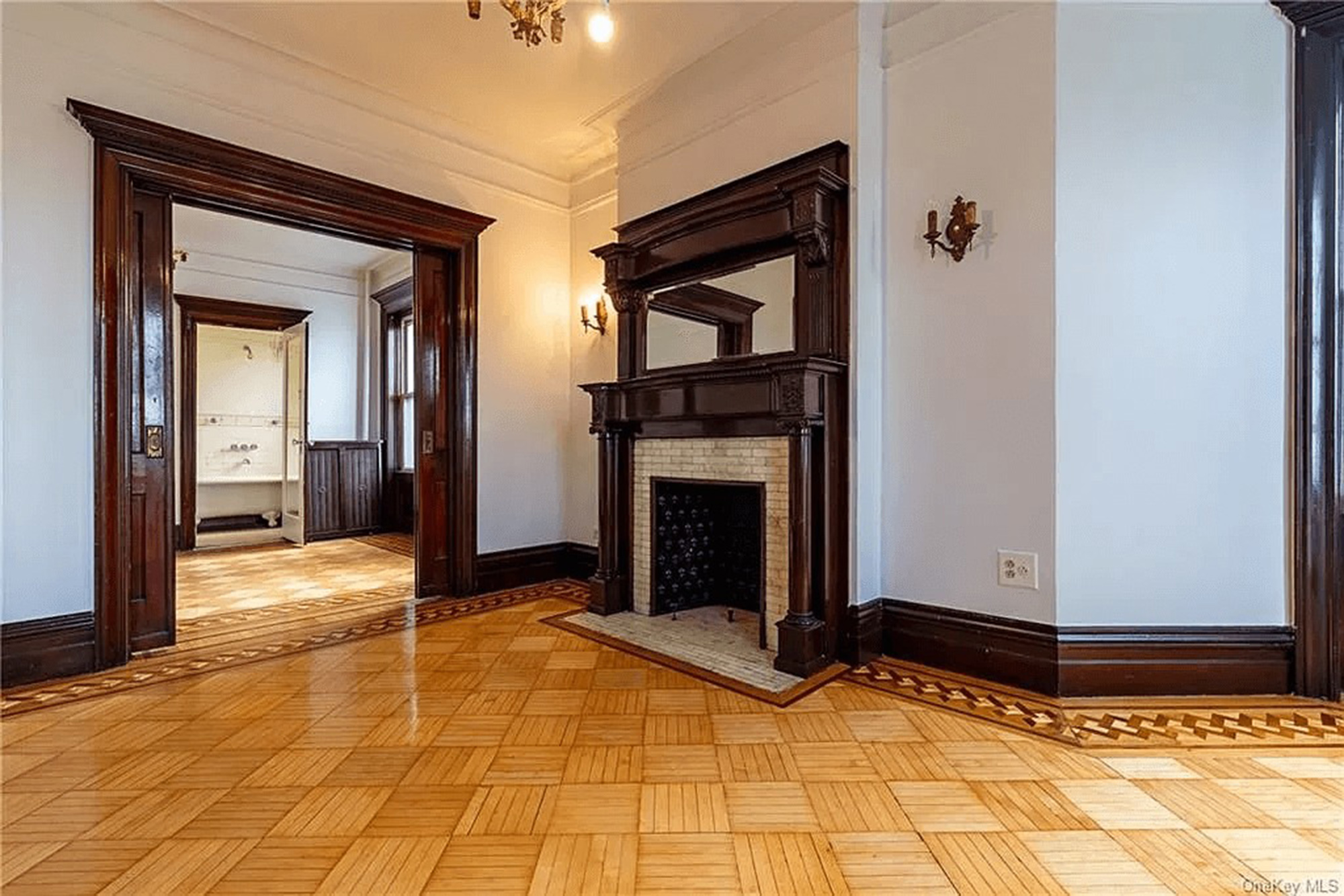 Inside the iconic Bronx castle 'There’s a real cannon'