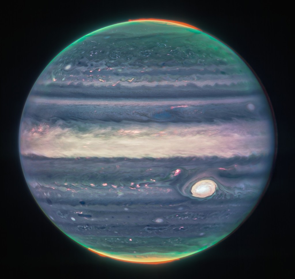 Stunning Jupiter images by NASA's b Space Telescope