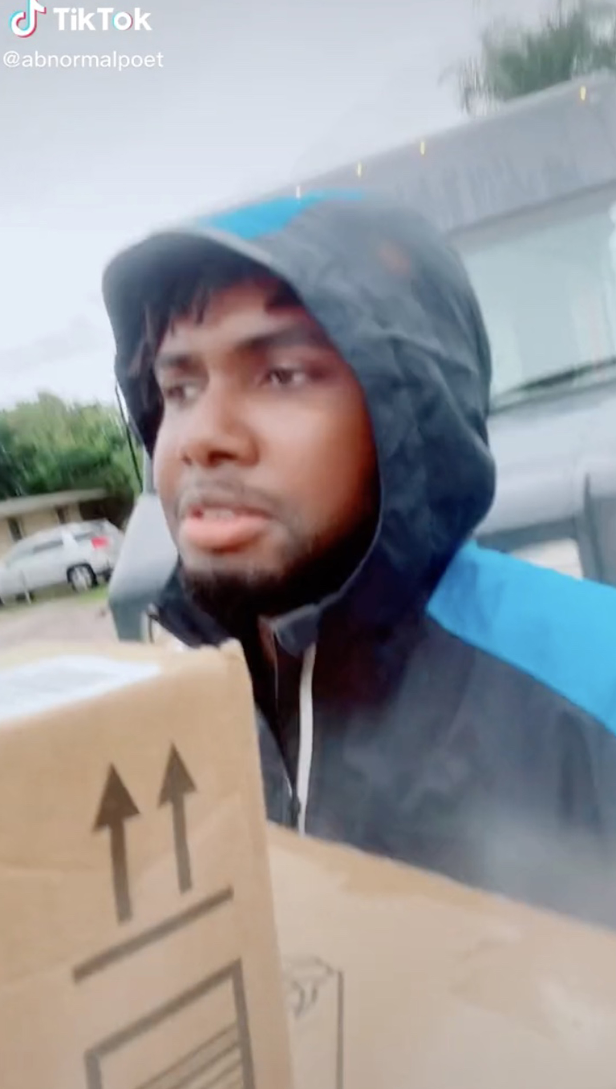 Amazon driver goes on tirade about deliveries during Ian