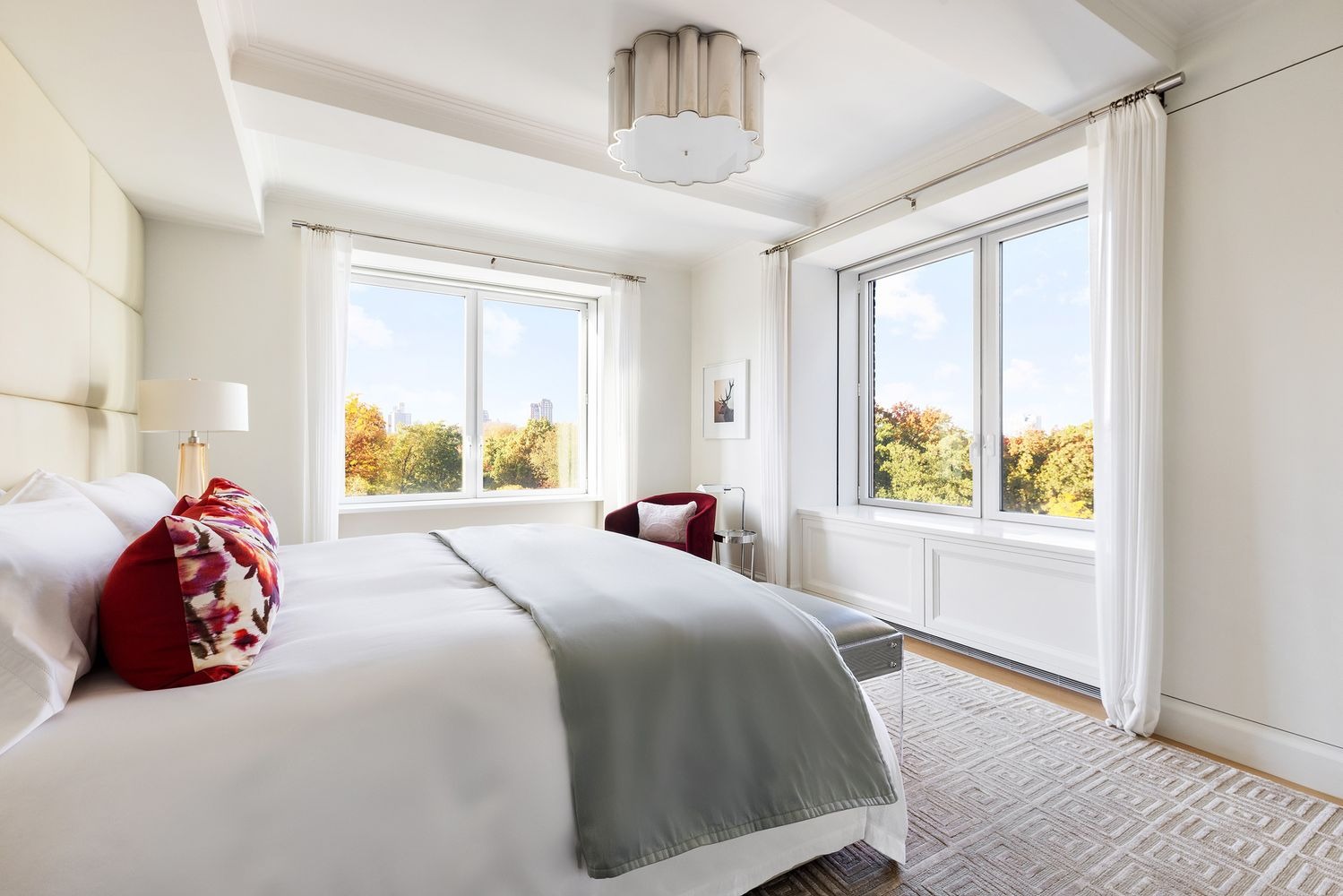 Exclusive Bill Gates lists pregnant daughter's NYC apartment at a loss