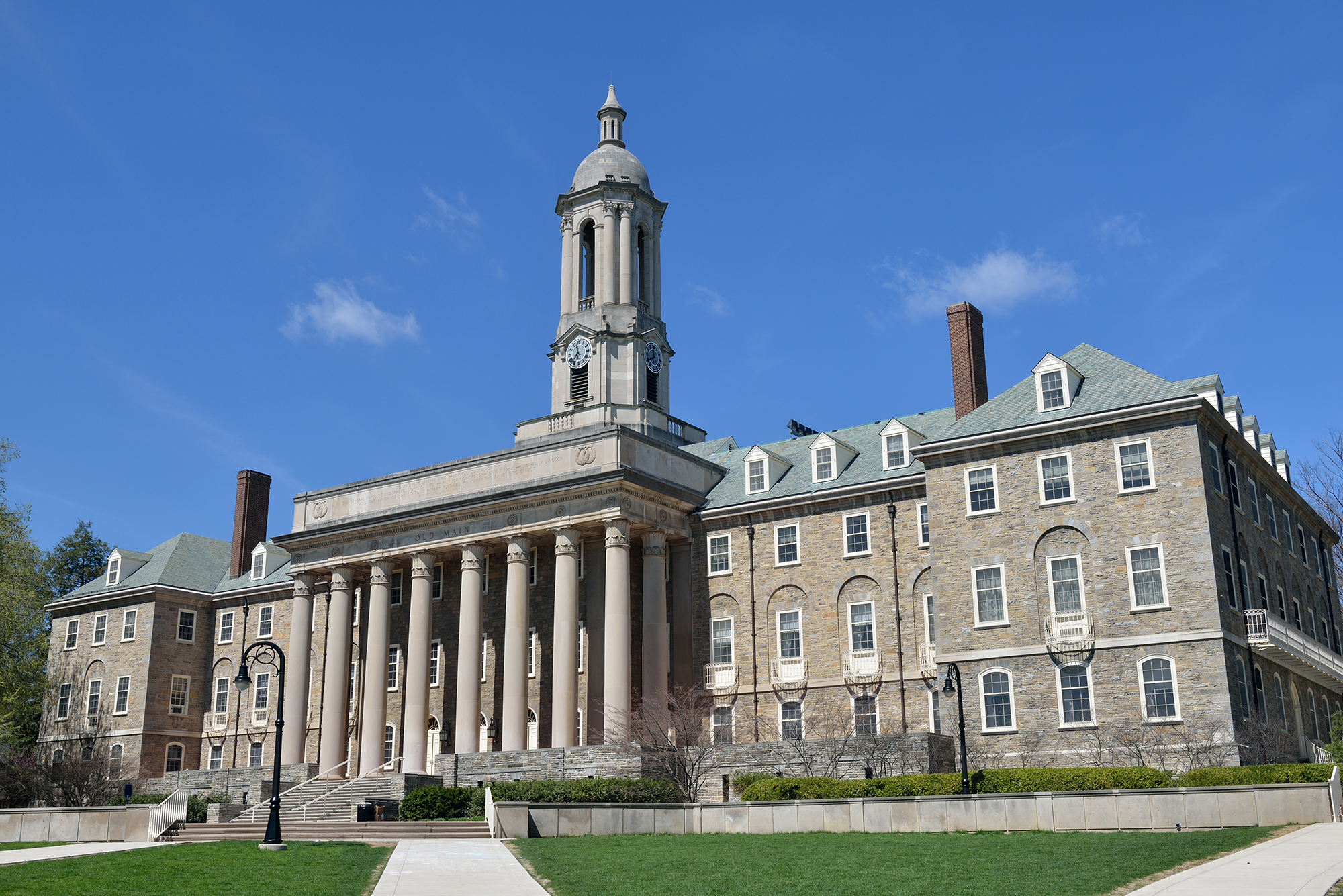 Penn State Professor Sam Richards tells students to watch porn