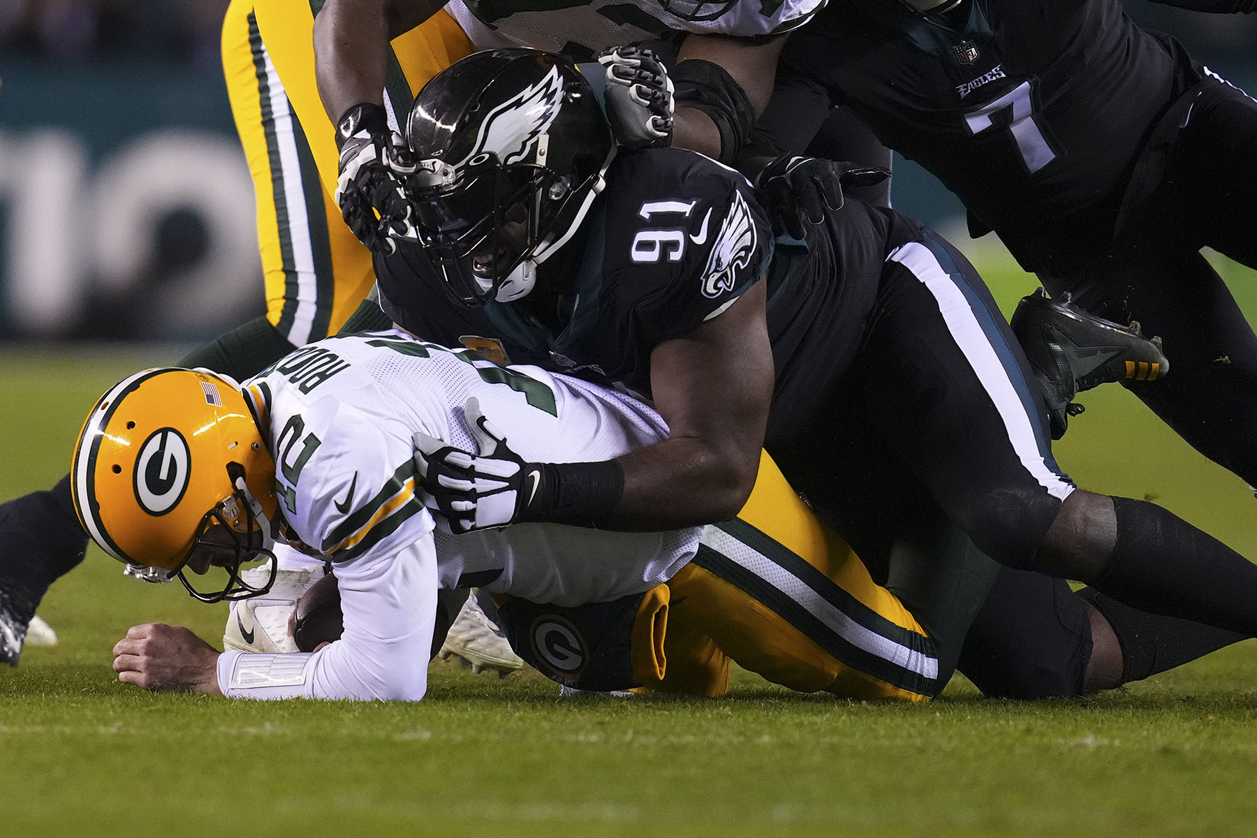 Giants must beat Eagles at own game to follow their success