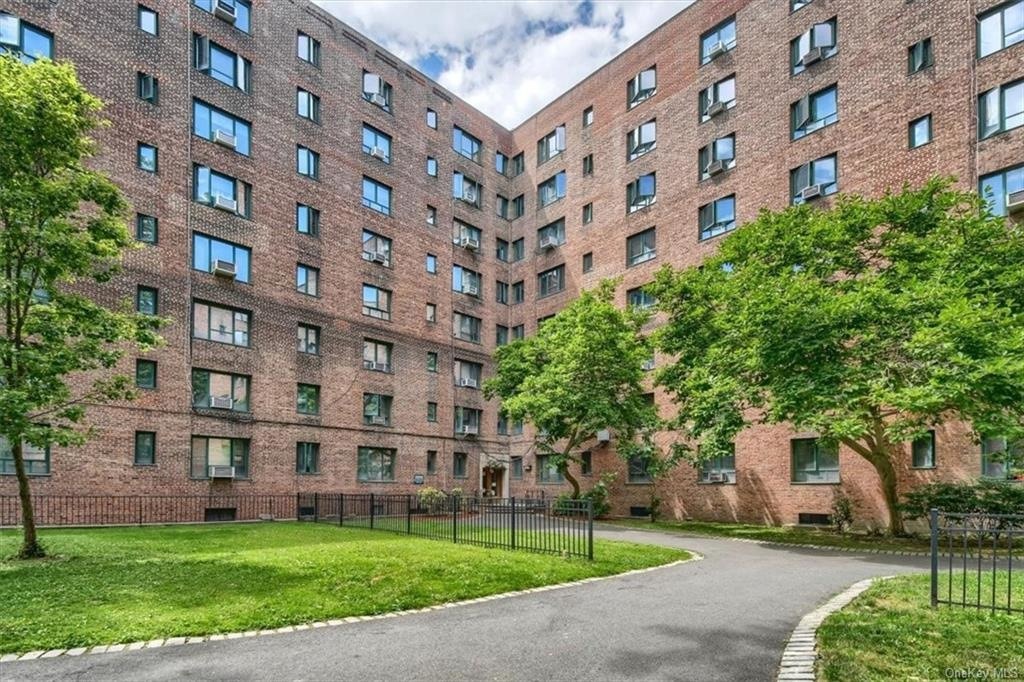 Exclusive Bronx home from which AOC launched campaign sells for 250K